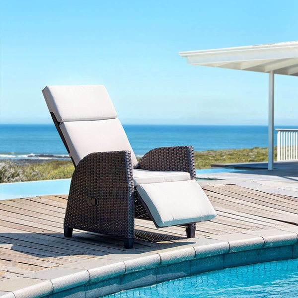 Outdoor Wicker Recliner Sofa Chair Adjustable Recliner Lounge with Thicken Cushion