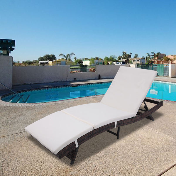 Patio Chaise Lounge Chairs, Beach Recliner Chairs Poolside Chaise, Patio Furniture Wicker Couch Bed with Cushion, Brown